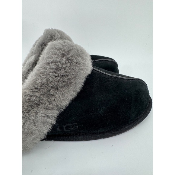 Ugg Scuffette II Slipper Black Suede Genuine Shearling Lined Women's 8 - Picture 2 of 12